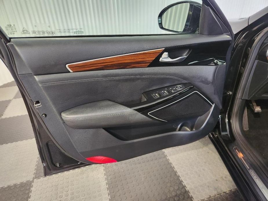 used 2017 Kia Cadenza car, priced at $16,499