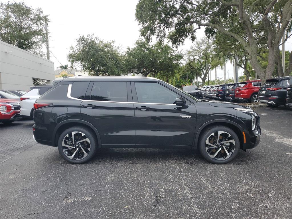 new 2025 Mitsubishi Outlander PHEV car, priced at $49,172