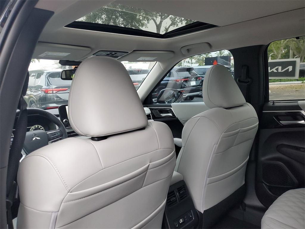new 2025 Mitsubishi Outlander PHEV car, priced at $49,172