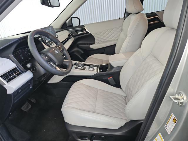 used 2024 Mitsubishi Outlander car, priced at $29,589