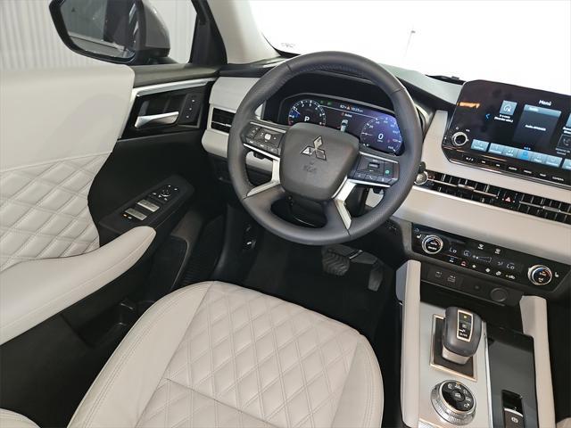 used 2024 Mitsubishi Outlander car, priced at $29,589