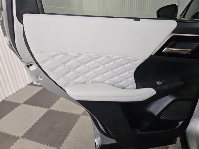 used 2024 Mitsubishi Outlander car, priced at $29,589