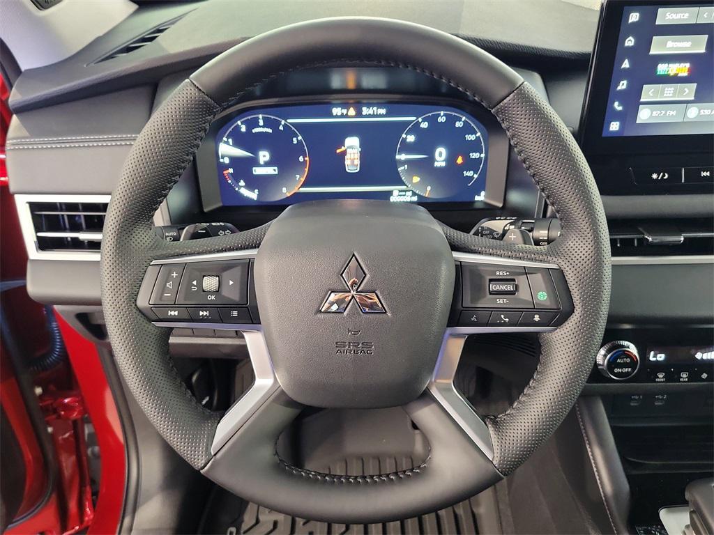 new 2025 Mitsubishi Outlander car, priced at $41,910