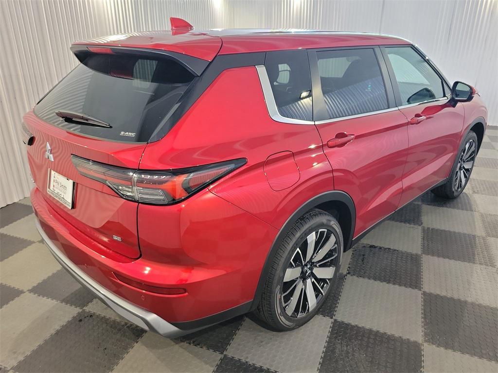 new 2025 Mitsubishi Outlander car, priced at $41,910