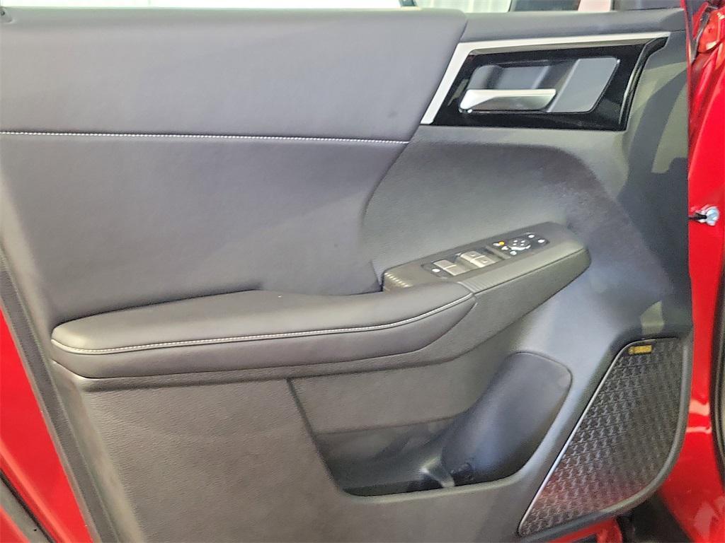 new 2025 Mitsubishi Outlander car, priced at $41,910