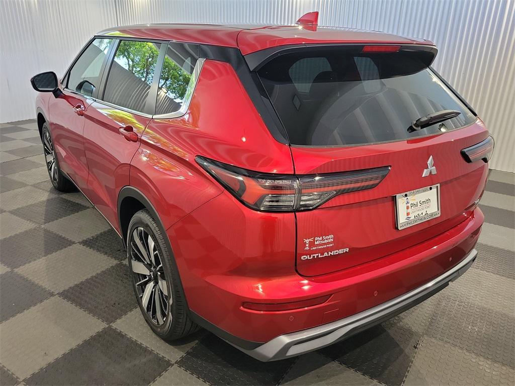 new 2025 Mitsubishi Outlander car, priced at $41,910