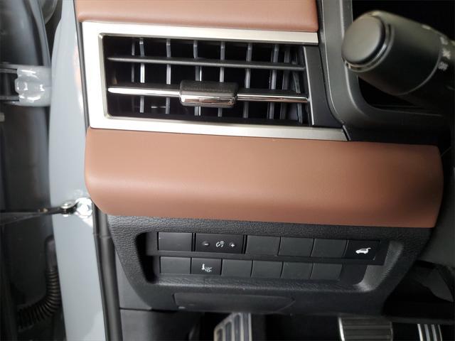 new 2025 Mitsubishi Outlander car, priced at $44,130