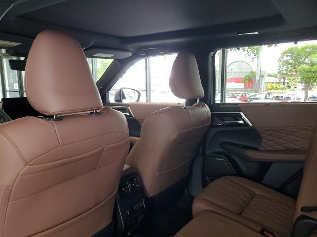 new 2025 Mitsubishi Outlander car, priced at $44,130