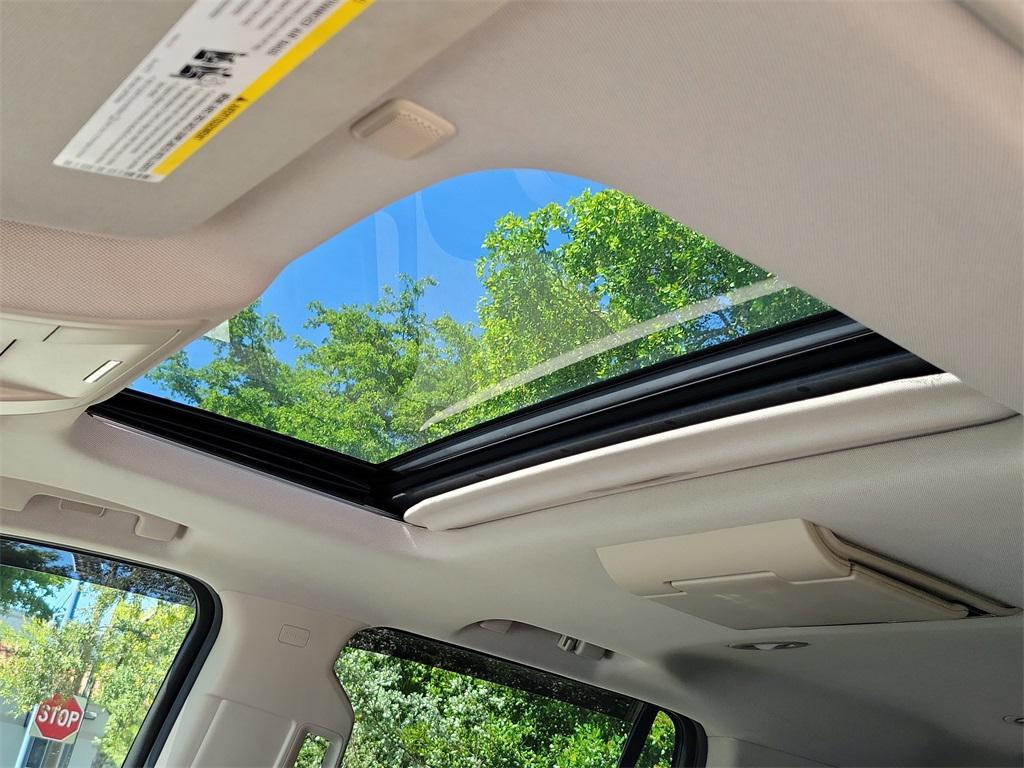 used 2015 GMC Yukon car, priced at $21,998