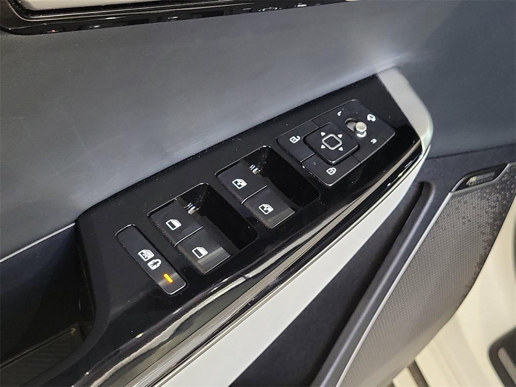 used 2023 Kia EV6 car, priced at $25,250