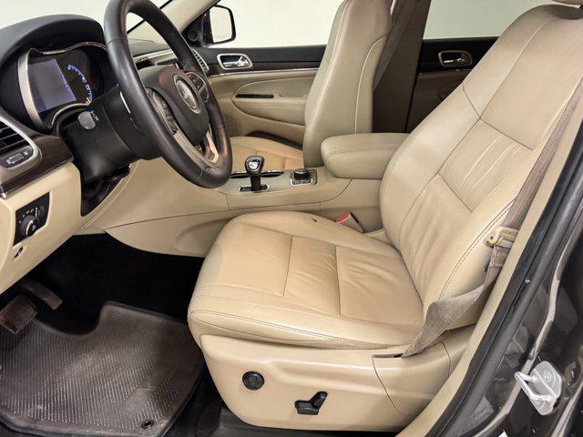 used 2015 Jeep Grand Cherokee car, priced at $12,999