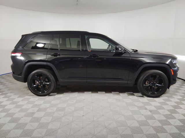 used 2023 Jeep Grand Cherokee car, priced at $27,997