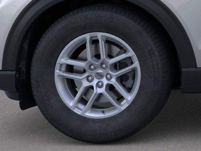 new 2025 Ford Explorer car, priced at $40,014