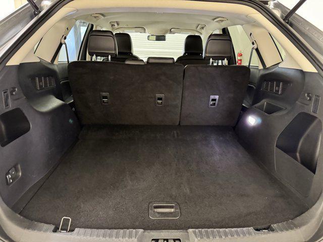 used 2024 Ford Edge car, priced at $20,999