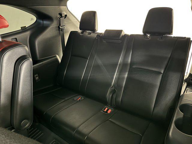 used 2021 Toyota Highlander car, priced at $35,999