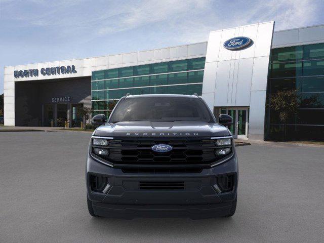 new 2025 Ford Expedition car, priced at $65,271