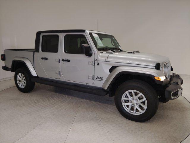used 2023 Jeep Gladiator car, priced at $27,997
