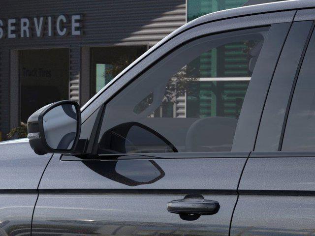 new 2025 Ford Expedition car, priced at $77,051