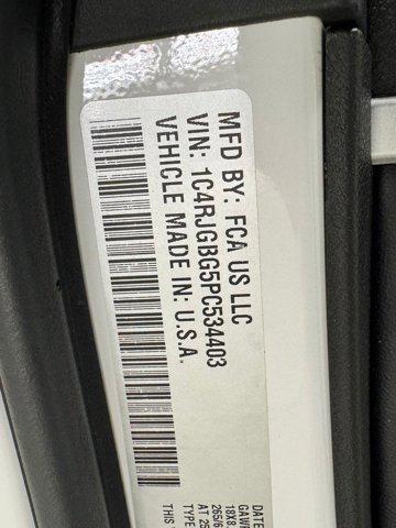 used 2023 Jeep Grand Cherokee car, priced at $29,997
