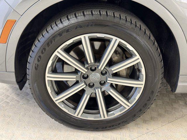 used 2018 Audi Q7 car, priced at $19,999