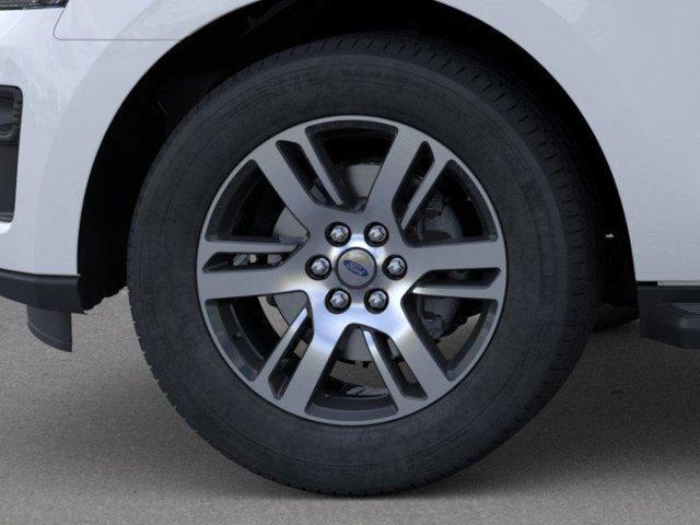 new 2024 Ford Expedition car, priced at $63,372