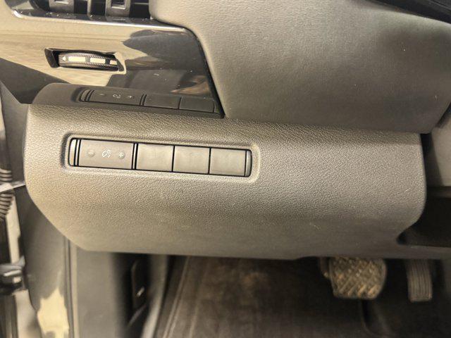used 2022 Nissan Pathfinder car, priced at $23,998