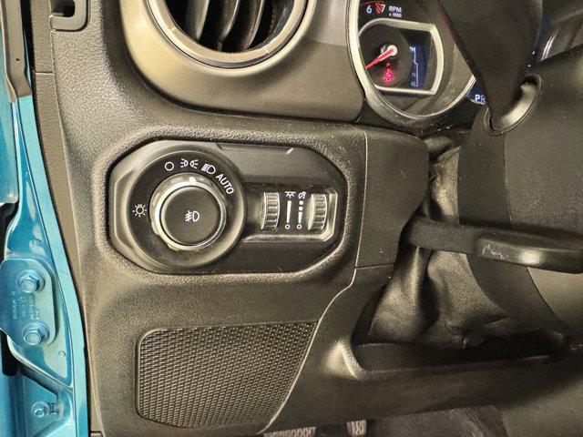 used 2019 Jeep Wrangler Unlimited car, priced at $27,499