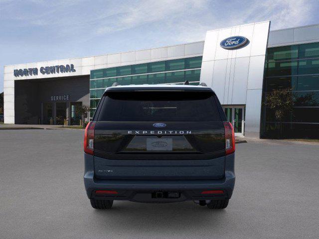new 2025 Ford Expedition car, priced at $65,262