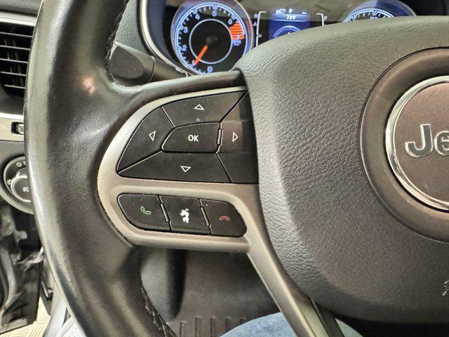 used 2019 Jeep Cherokee car, priced at $9,799
