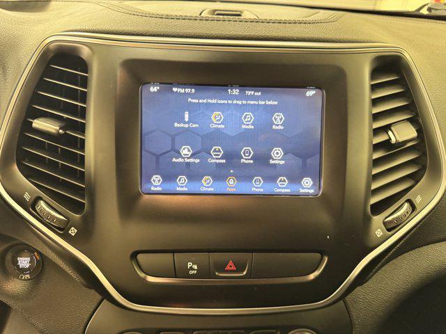 used 2019 Jeep Cherokee car, priced at $9,799