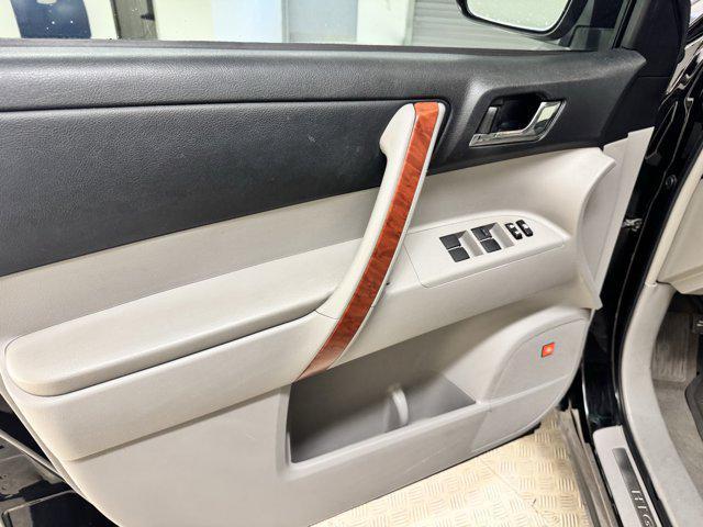used 2010 Toyota Highlander car, priced at $7,998
