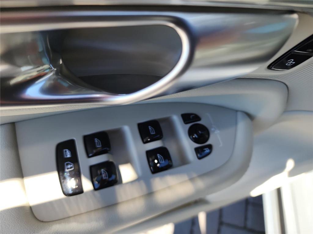 used 2024 Volvo XC90 Recharge Plug-In Hybrid car, priced at $55,987