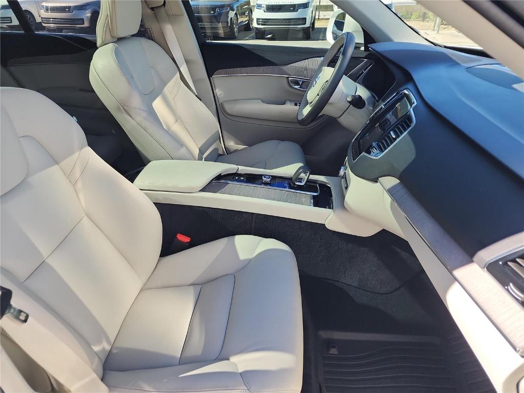 used 2024 Volvo XC90 Recharge Plug-In Hybrid car, priced at $55,987