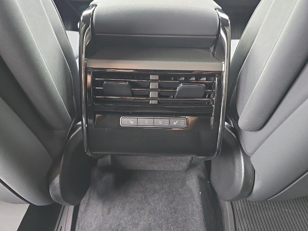 new 2025 Land Rover Range Rover Sport car, priced at $116,940