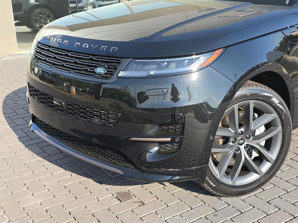 new 2025 Land Rover Range Rover Sport car, priced at $115,865