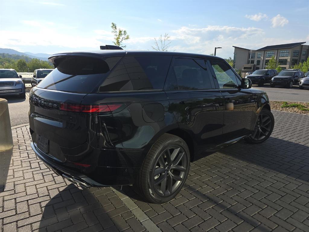 new 2025 Land Rover Range Rover Sport car, priced at $115,865