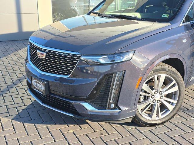 used 2025 Cadillac XT6 car, priced at $43,378