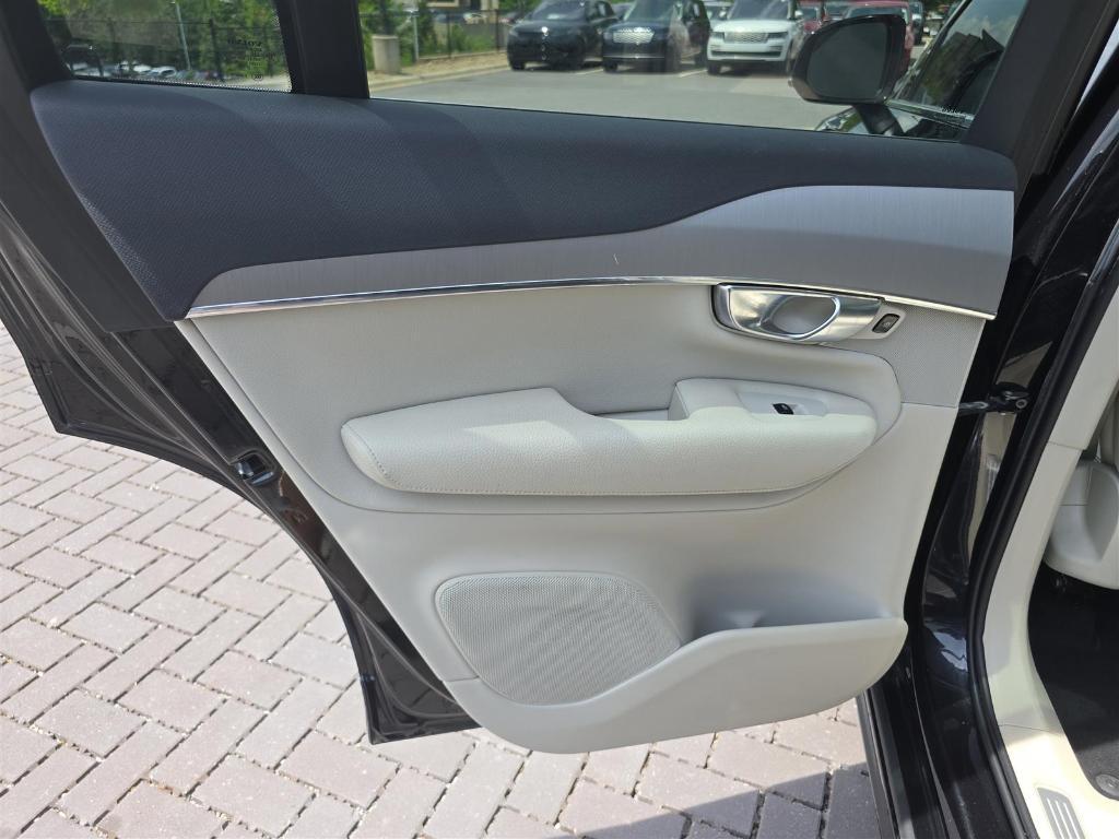 used 2022 Volvo XC90 car, priced at $34,888