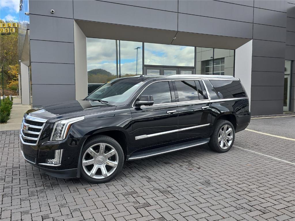 used 2019 Cadillac Escalade ESV car, priced at $34,637