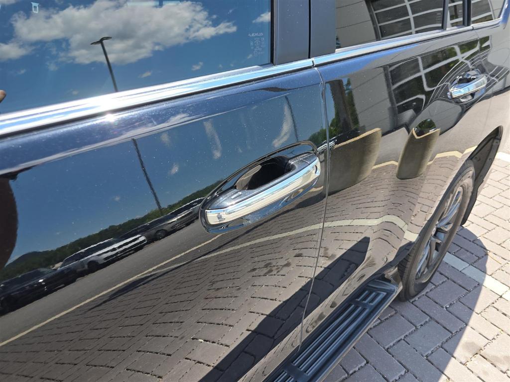used 2020 Lexus GX 460 car, priced at $31,648