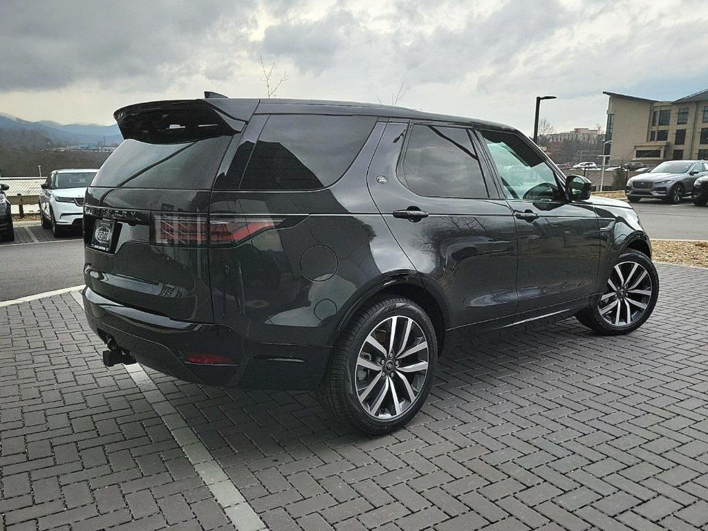 used 2024 Land Rover Discovery car, priced at $53,978