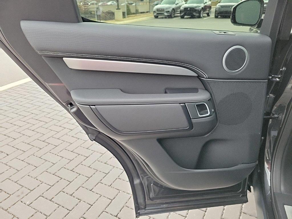 used 2024 Land Rover Discovery car, priced at $53,978