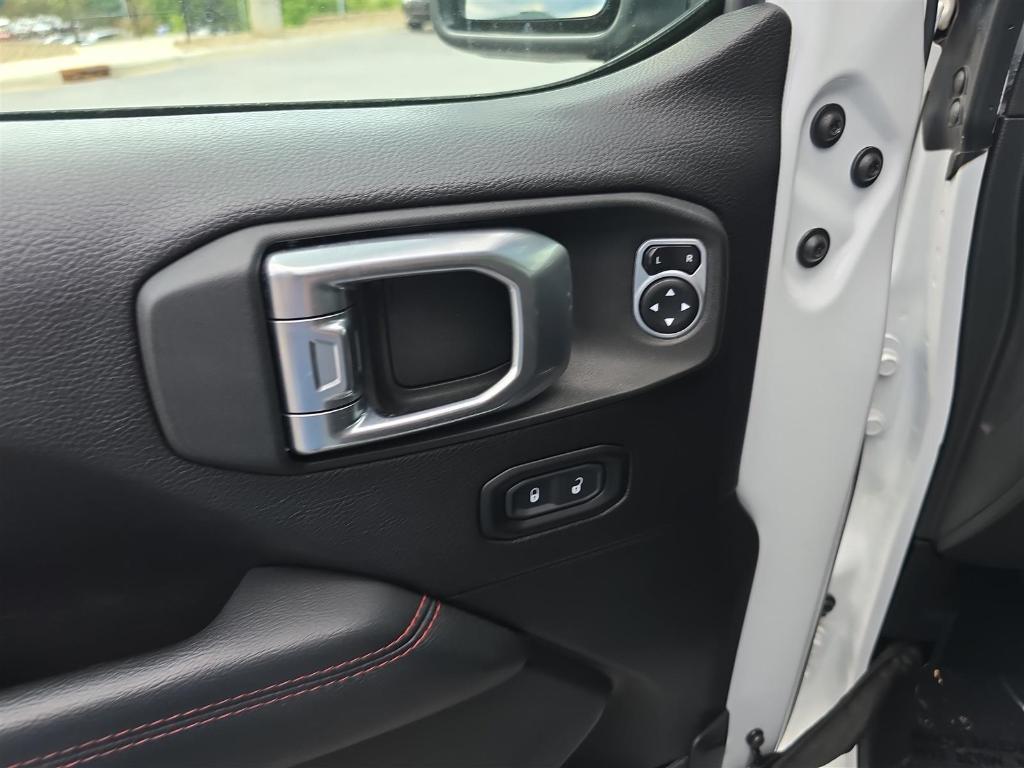 used 2020 Jeep Gladiator car, priced at $32,799