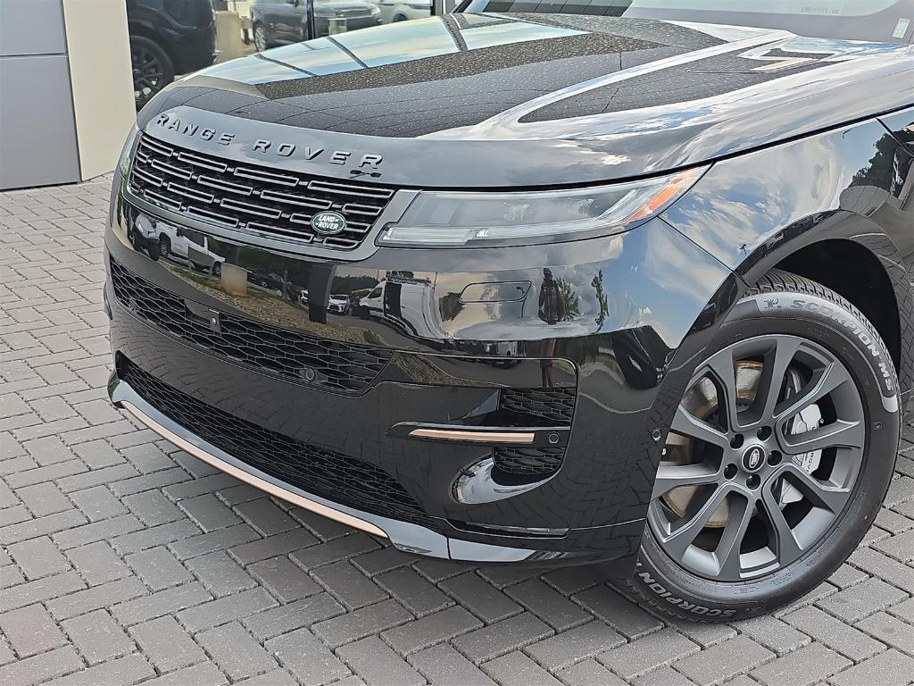 new 2025 Land Rover Range Rover Sport car, priced at $114,050