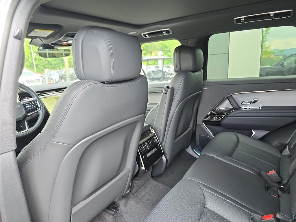 new 2025 Land Rover Range Rover Sport car, priced at $114,050