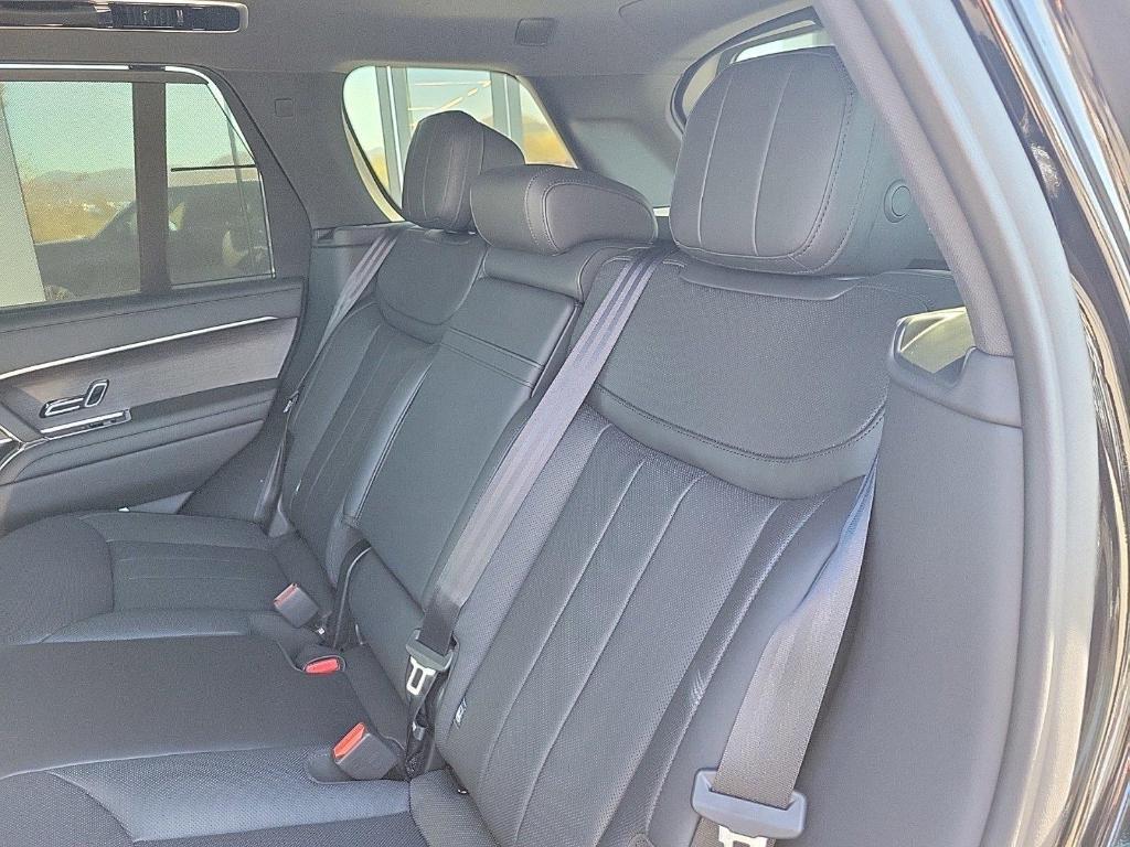 new 2025 Land Rover Range Rover car, priced at $161,265