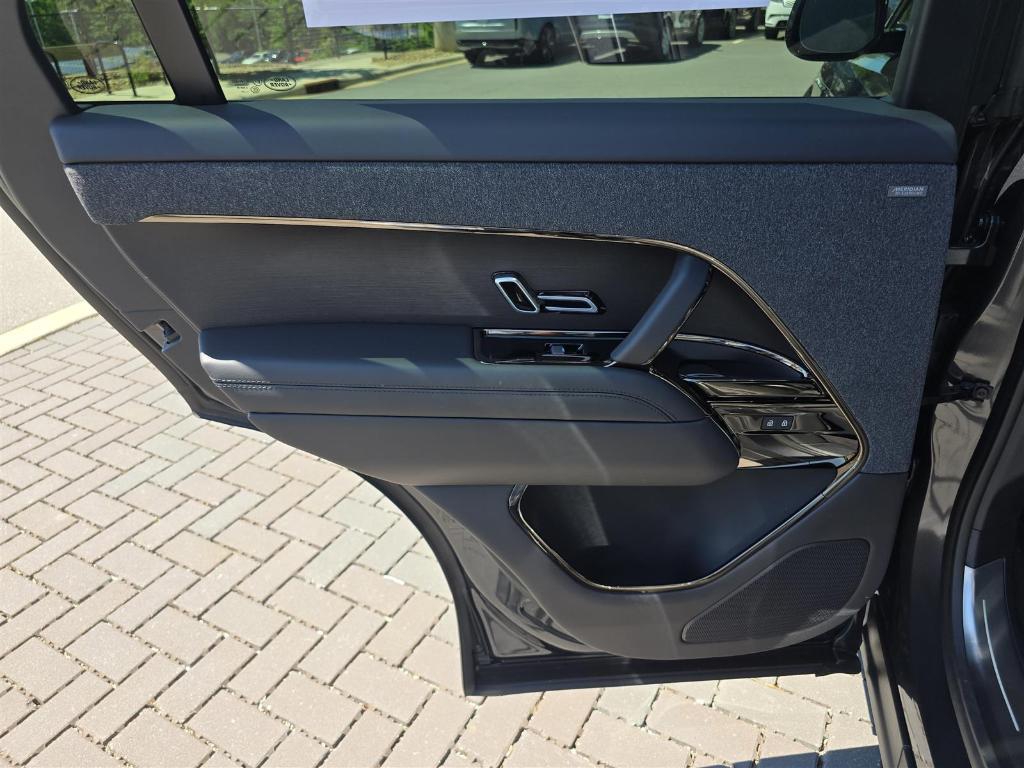 new 2025 Land Rover Range Rover Sport car, priced at $109,280