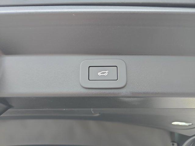 new 2025 Land Rover Range Rover Sport car, priced at $117,405