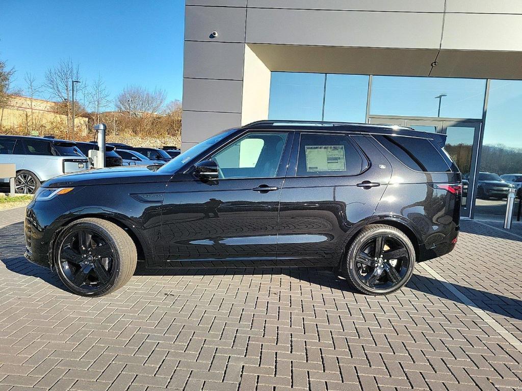 new 2025 Land Rover Discovery car, priced at $79,775