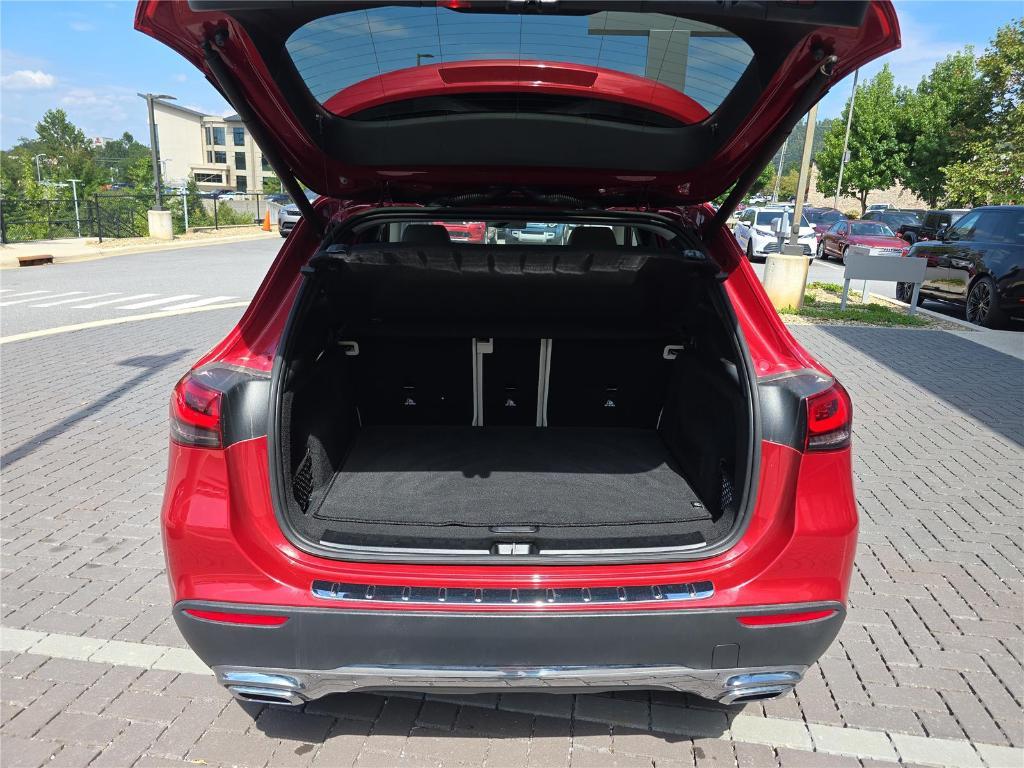 used 2022 Mercedes-Benz GLA 250 car, priced at $27,987